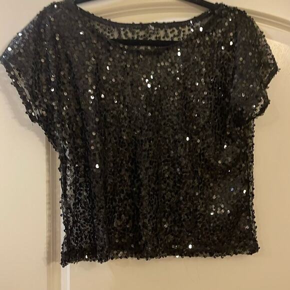 Top sheer black with sequins 18” long 38” bust size medium - Picture 1 of 2